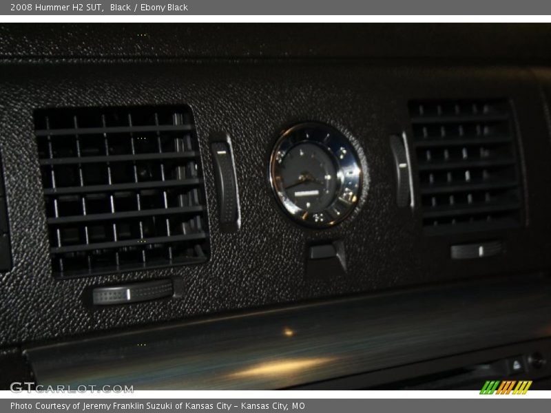 Black / Ebony Black 2008 Hummer H2 SUT