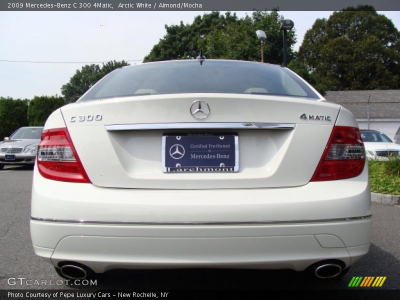 Arctic White / Almond/Mocha 2009 Mercedes-Benz C 300 4Matic