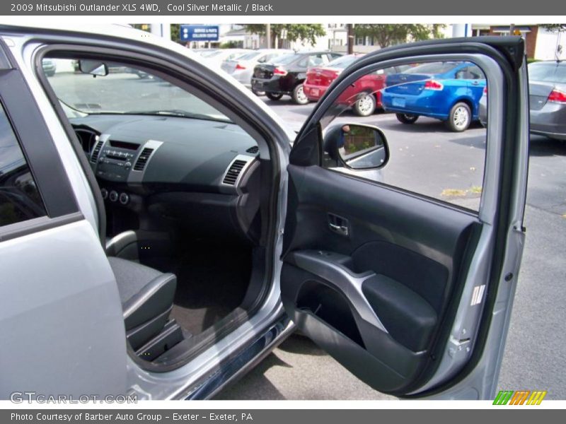 Cool Silver Metallic / Black 2009 Mitsubishi Outlander XLS 4WD