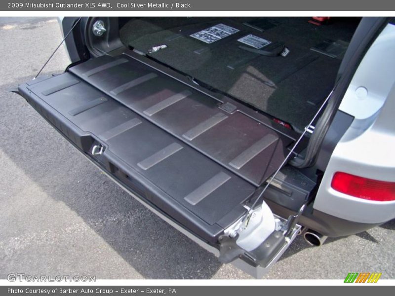 Cool Silver Metallic / Black 2009 Mitsubishi Outlander XLS 4WD