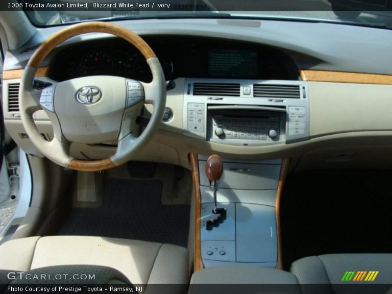 Blizzard White Pearl / Ivory 2006 Toyota Avalon Limited