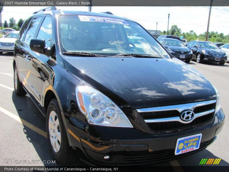 Galaxy Black / Beige 2007 Hyundai Entourage GLS