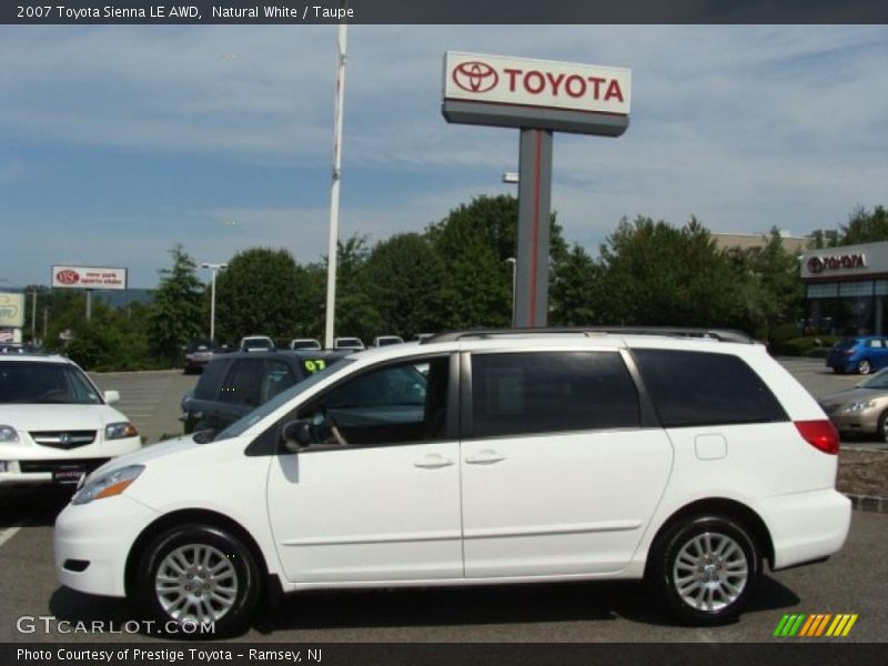 Natural White / Taupe 2007 Toyota Sienna LE AWD