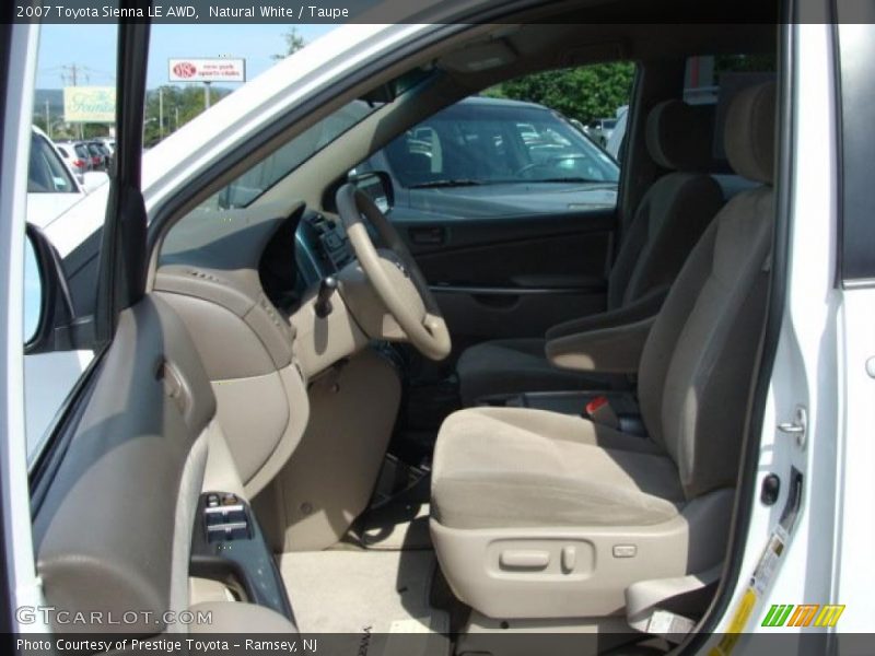 Natural White / Taupe 2007 Toyota Sienna LE AWD