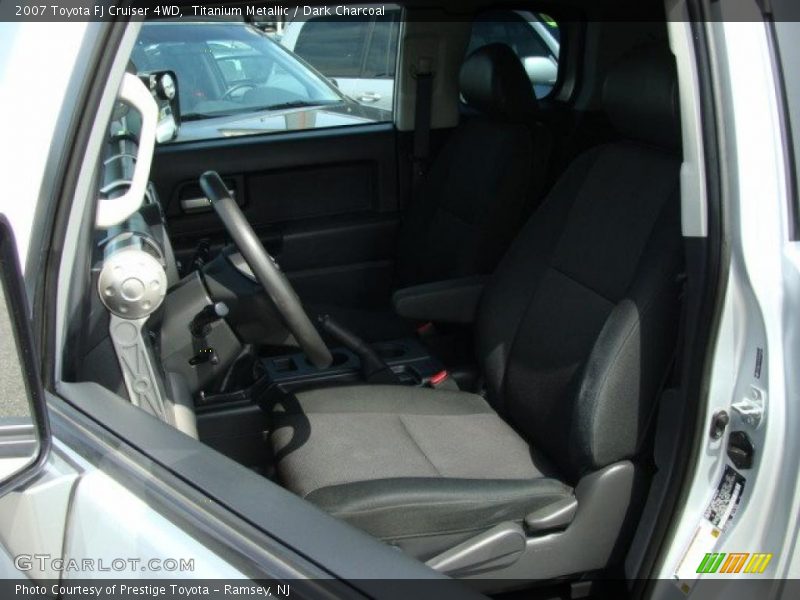 Titanium Metallic / Dark Charcoal 2007 Toyota FJ Cruiser 4WD