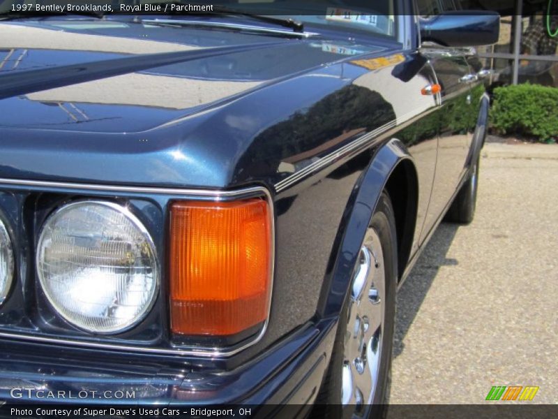 Royal Blue / Parchment 1997 Bentley Brooklands