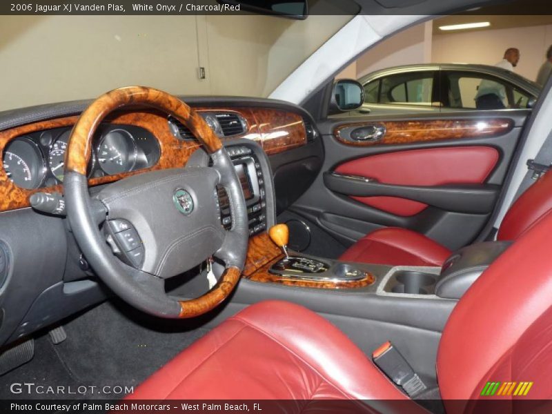 White Onyx / Charcoal/Red 2006 Jaguar XJ Vanden Plas