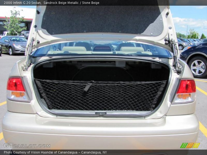 Sandrock Beige Metallic / Stone Beige 2000 Infiniti G 20 Sedan