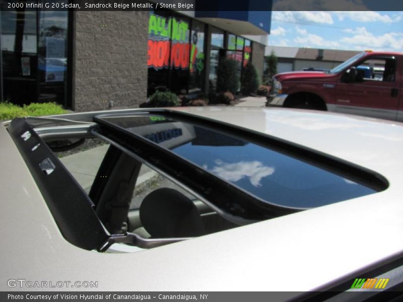 Sandrock Beige Metallic / Stone Beige 2000 Infiniti G 20 Sedan