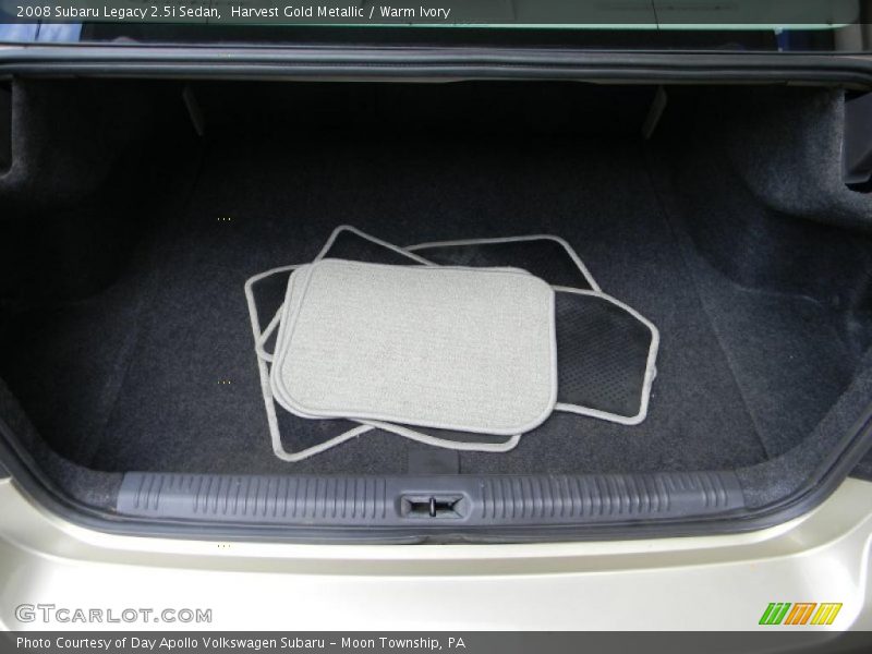 Harvest Gold Metallic / Warm Ivory 2008 Subaru Legacy 2.5i Sedan