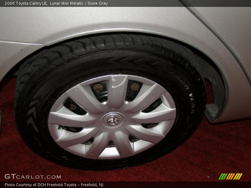 Lunar Mist Metallic / Stone Gray 2006 Toyota Camry LE