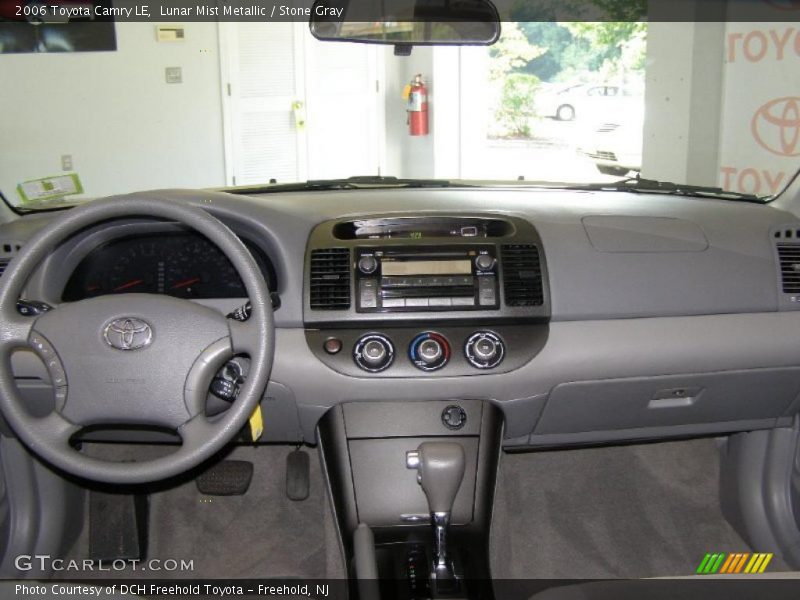 Lunar Mist Metallic / Stone Gray 2006 Toyota Camry LE