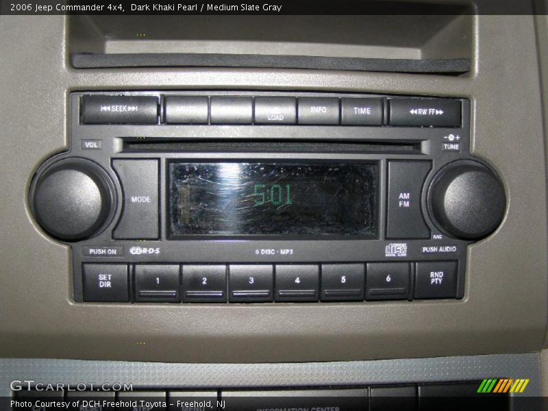 Dark Khaki Pearl / Medium Slate Gray 2006 Jeep Commander 4x4