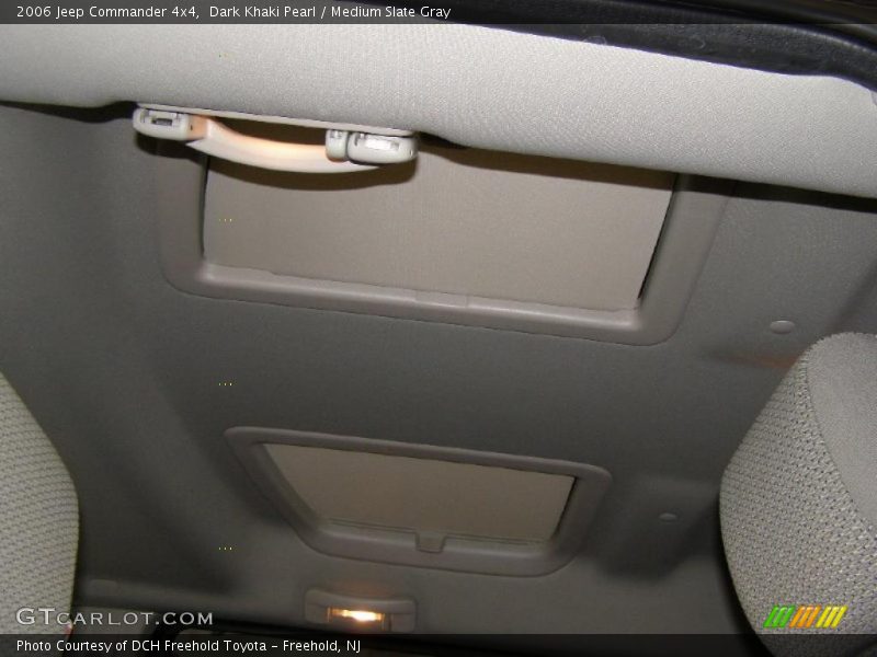 Dark Khaki Pearl / Medium Slate Gray 2006 Jeep Commander 4x4