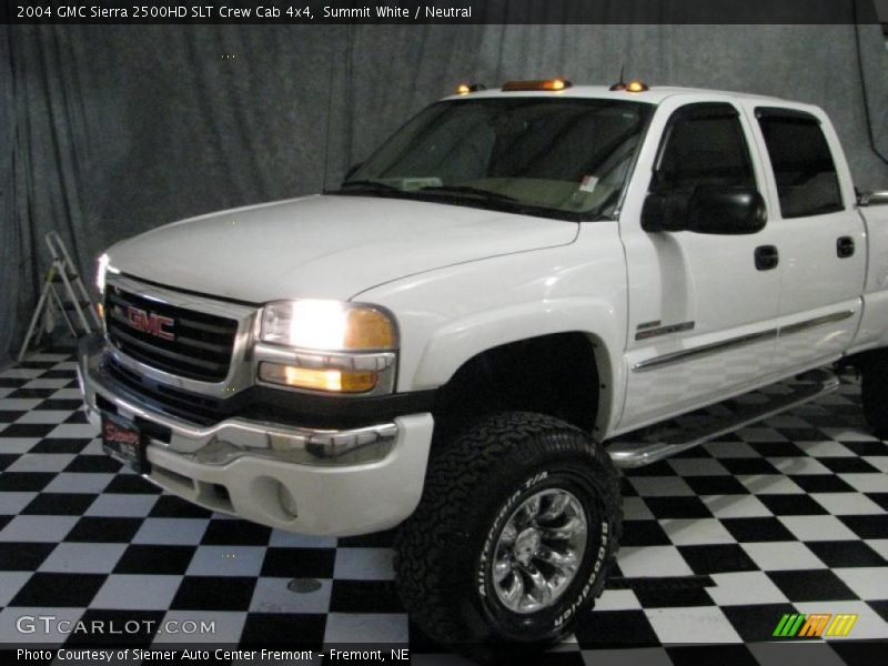 Summit White / Neutral 2004 GMC Sierra 2500HD SLT Crew Cab 4x4
