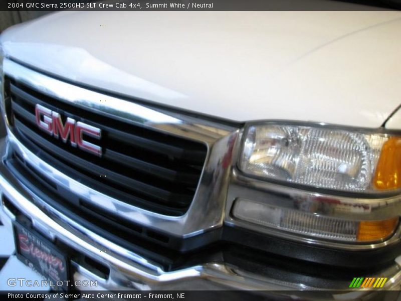 Summit White / Neutral 2004 GMC Sierra 2500HD SLT Crew Cab 4x4
