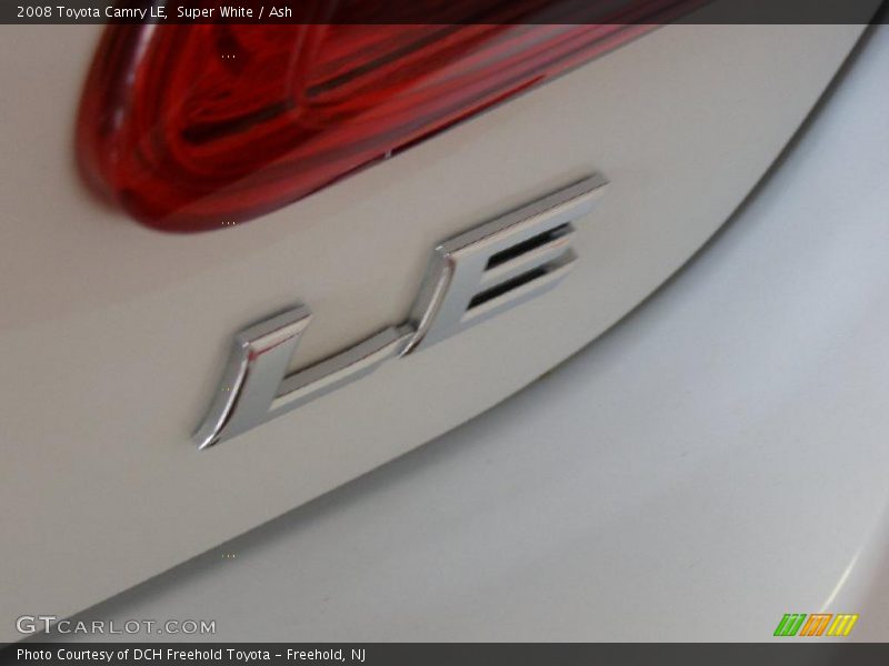 Super White / Ash 2008 Toyota Camry LE