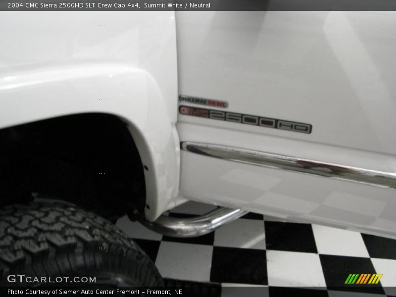 Summit White / Neutral 2004 GMC Sierra 2500HD SLT Crew Cab 4x4