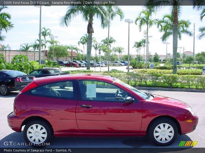 Sangria Red Metallic / Dark Flint/Light Flint 2005 Ford Focus ZX3 S Coupe