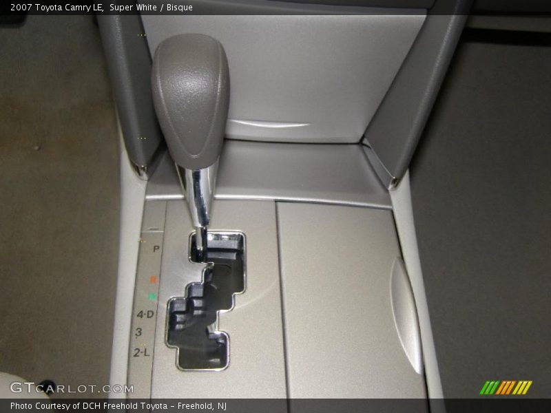 Super White / Bisque 2007 Toyota Camry LE