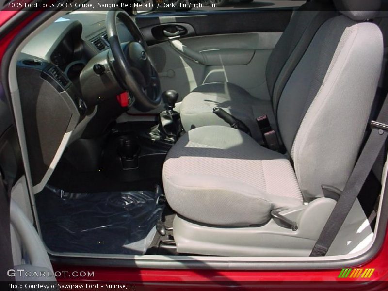 Sangria Red Metallic / Dark Flint/Light Flint 2005 Ford Focus ZX3 S Coupe