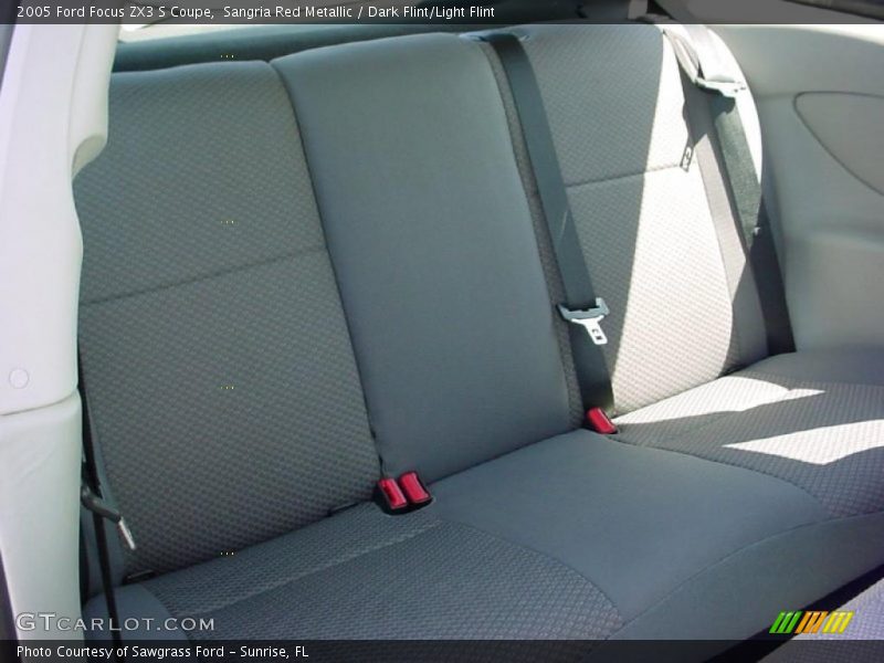 Sangria Red Metallic / Dark Flint/Light Flint 2005 Ford Focus ZX3 S Coupe