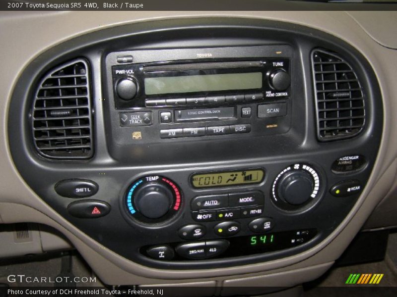 Black / Taupe 2007 Toyota Sequoia SR5 4WD