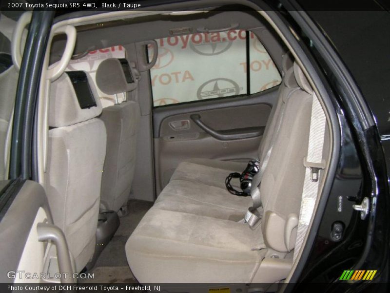 Black / Taupe 2007 Toyota Sequoia SR5 4WD
