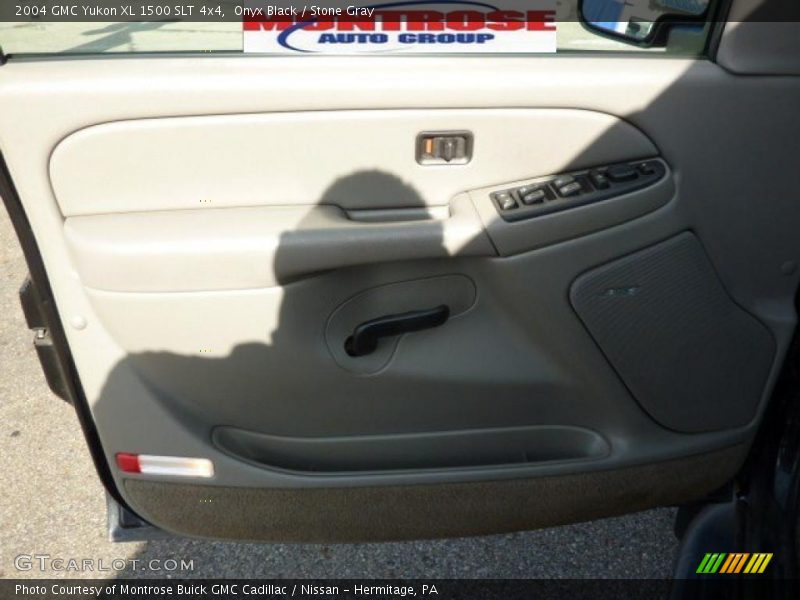 Onyx Black / Stone Gray 2004 GMC Yukon XL 1500 SLT 4x4