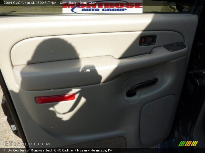 Onyx Black / Stone Gray 2004 GMC Yukon XL 1500 SLT 4x4