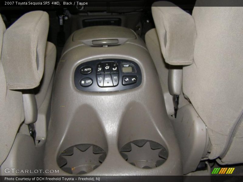 Black / Taupe 2007 Toyota Sequoia SR5 4WD