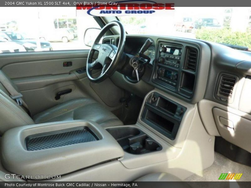 Onyx Black / Stone Gray 2004 GMC Yukon XL 1500 SLT 4x4