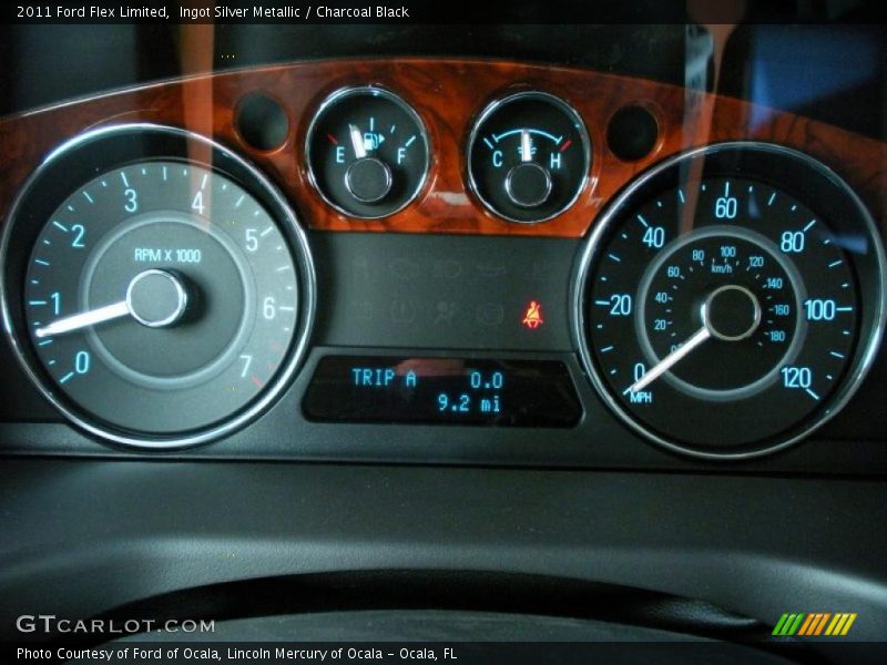 Ingot Silver Metallic / Charcoal Black 2011 Ford Flex Limited