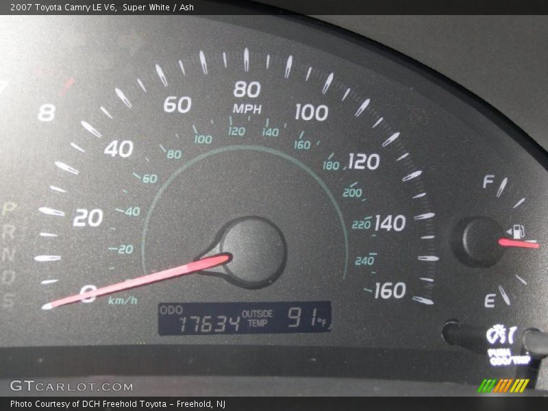 Super White / Ash 2007 Toyota Camry LE V6