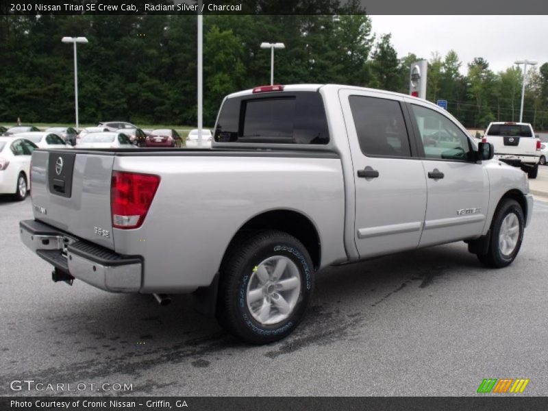 Radiant Silver / Charcoal 2010 Nissan Titan SE Crew Cab