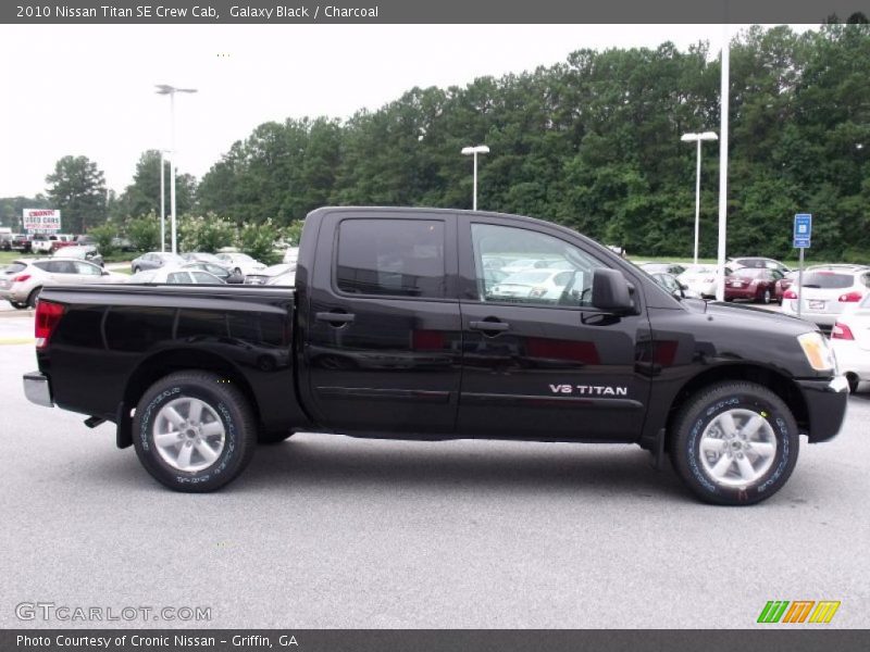 Galaxy Black / Charcoal 2010 Nissan Titan SE Crew Cab
