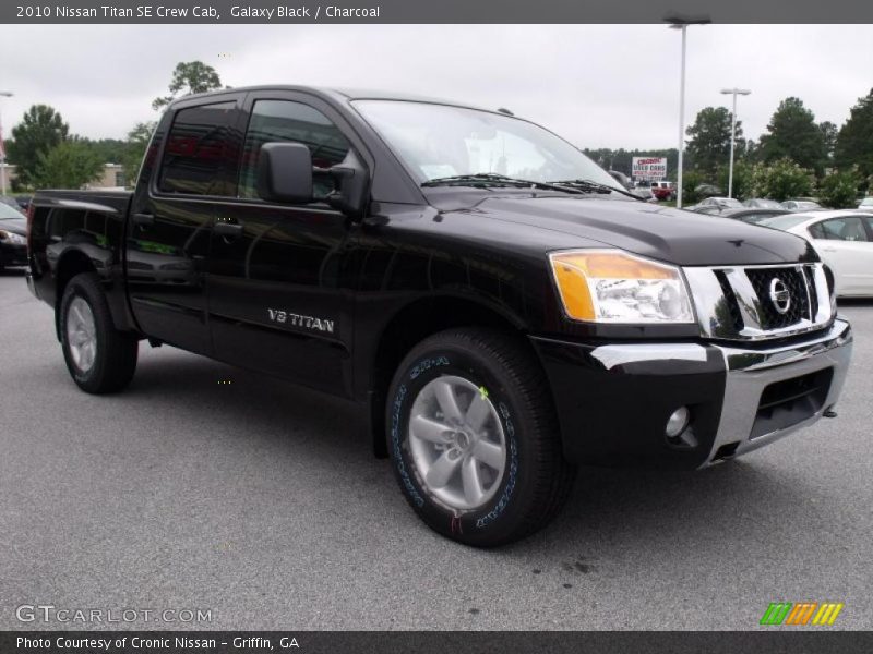 Galaxy Black / Charcoal 2010 Nissan Titan SE Crew Cab