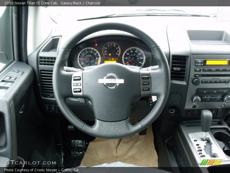 Galaxy Black / Charcoal 2010 Nissan Titan SE Crew Cab
