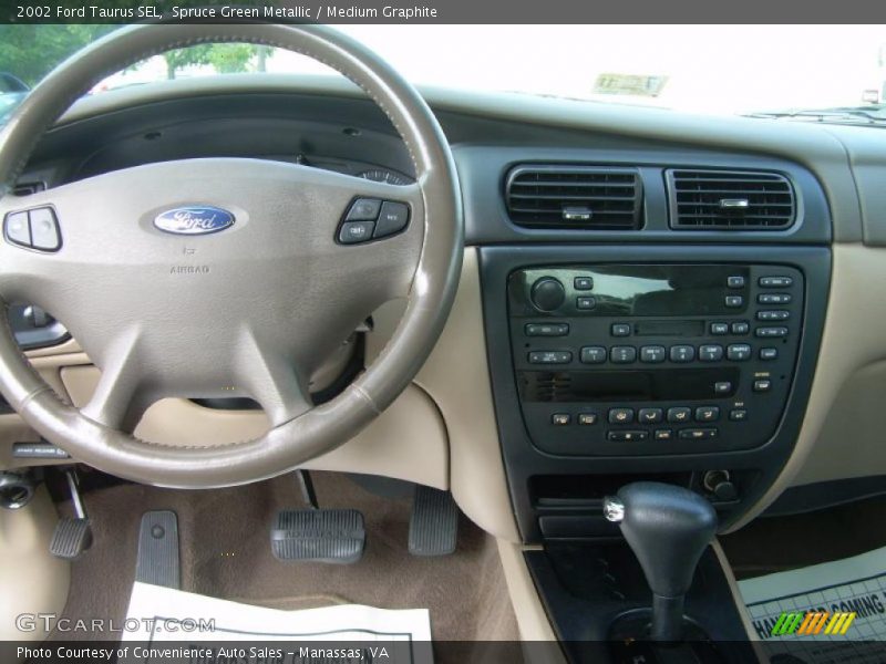 Spruce Green Metallic / Medium Graphite 2002 Ford Taurus SEL