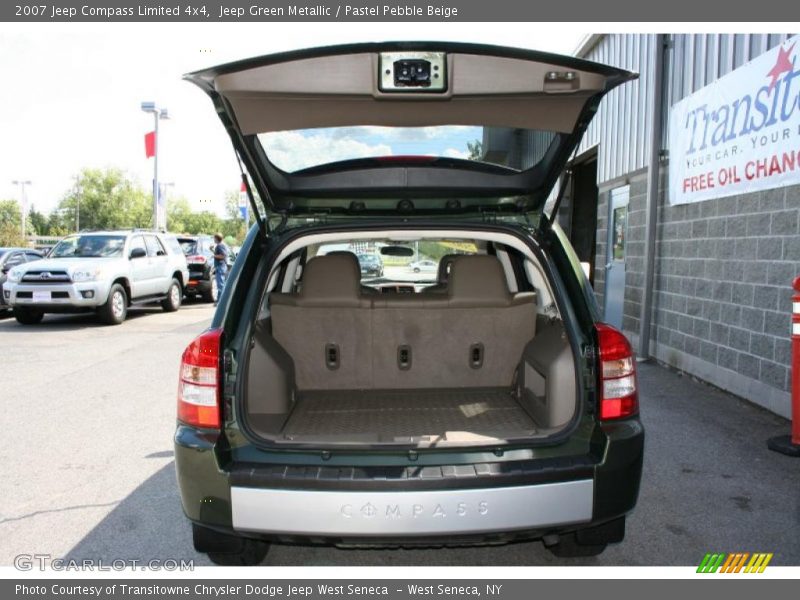 Jeep Green Metallic / Pastel Pebble Beige 2007 Jeep Compass Limited 4x4