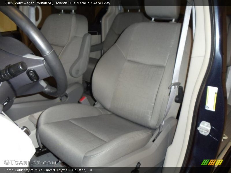 Atlantis Blue Metallic / Aero Grey 2009 Volkswagen Routan SE