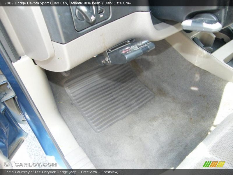 Atlantic Blue Pearl / Dark Slate Gray 2002 Dodge Dakota Sport Quad Cab