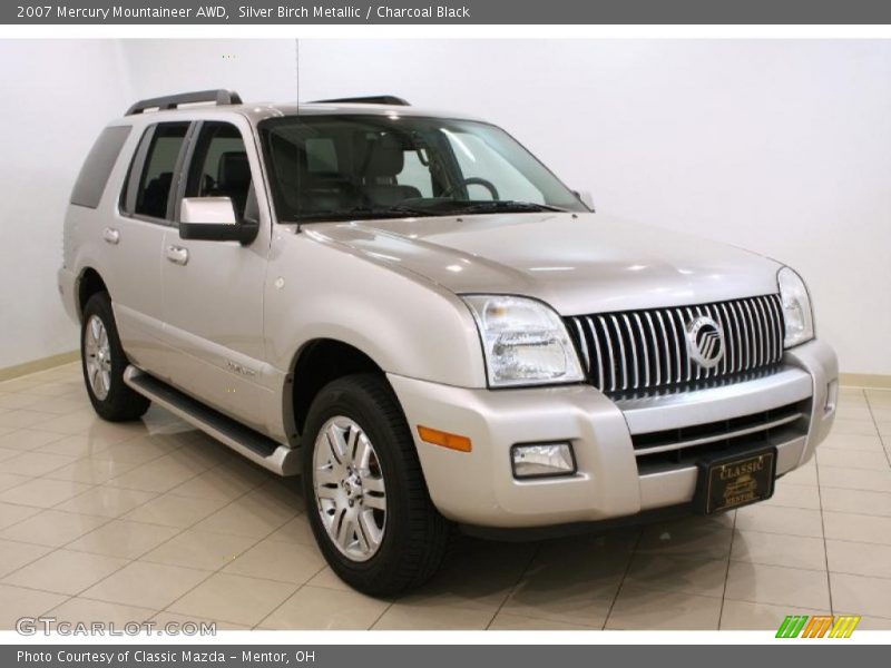 Silver Birch Metallic / Charcoal Black 2007 Mercury Mountaineer AWD