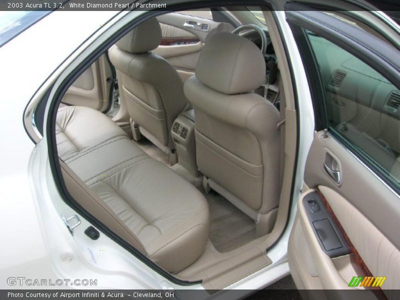 White Diamond Pearl / Parchment 2003 Acura TL 3.2