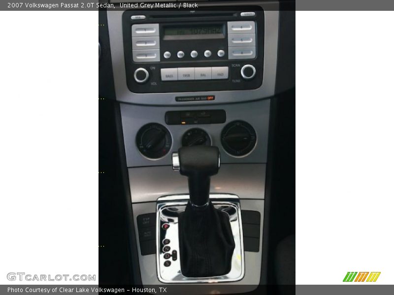 United Grey Metallic / Black 2007 Volkswagen Passat 2.0T Sedan