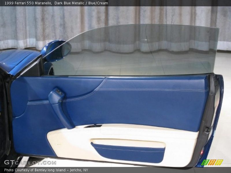 Dark Blue Metallic / Blue/Cream 1999 Ferrari 550 Maranello