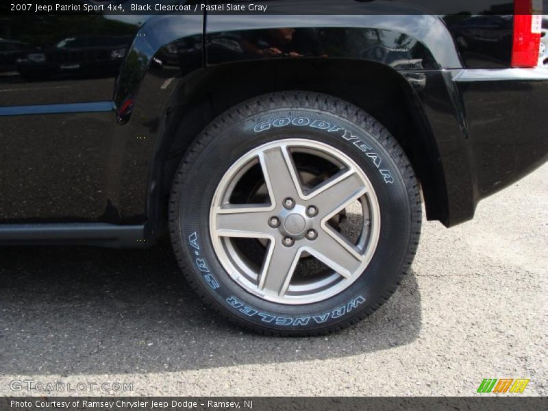 Black Clearcoat / Pastel Slate Gray 2007 Jeep Patriot Sport 4x4