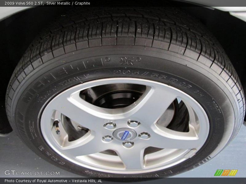Silver Metallic / Graphite 2009 Volvo S60 2.5T