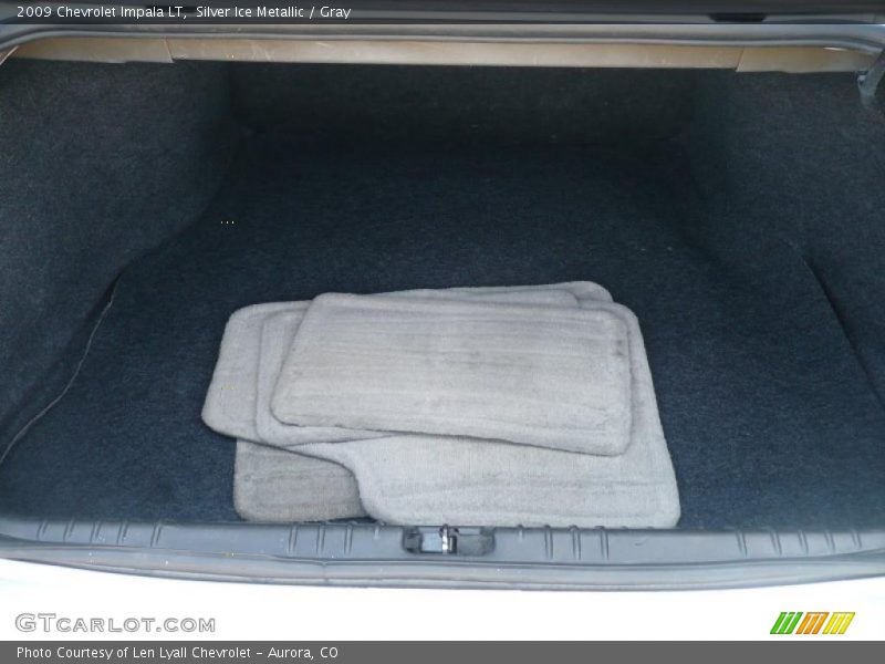 Silver Ice Metallic / Gray 2009 Chevrolet Impala LT