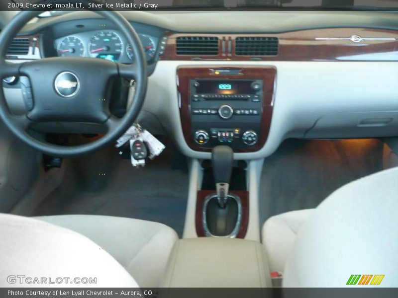 Silver Ice Metallic / Gray 2009 Chevrolet Impala LT